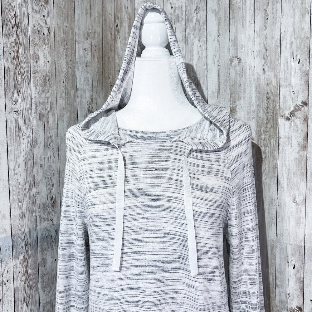 Ink Love and Peace Long Sleeve Maternity Sweatshirt | Heathered White | Medium - Picture 5 of 12
